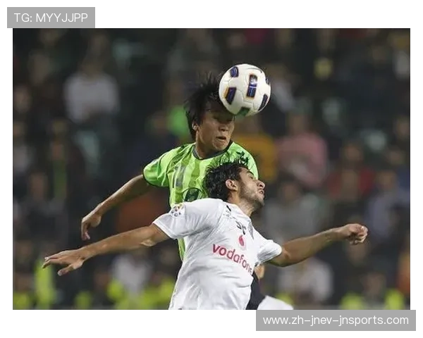 足球头球靶练习是否改善前锋在比赛中对高球争顶中的头球稳定性